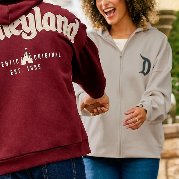 NWT Disneyland Logo Zip Up Hoodie Authentic Original Est. 1955 Beige Sold Out - Picture 4 of 6